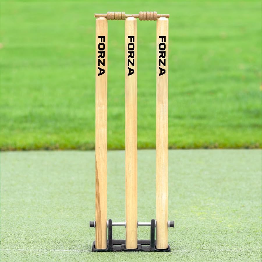 FORTRESS Forza Spring Back Cricket Stumps â Freestanding Wicket Set