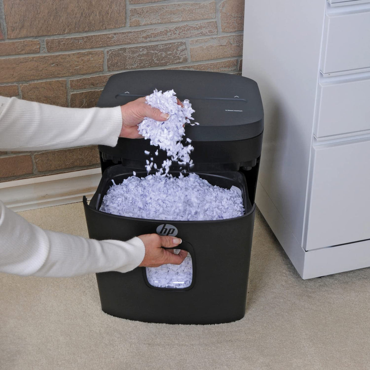 HP - Micro Cut Paper Shredder, 16-Sheet with Slide Top for Office
