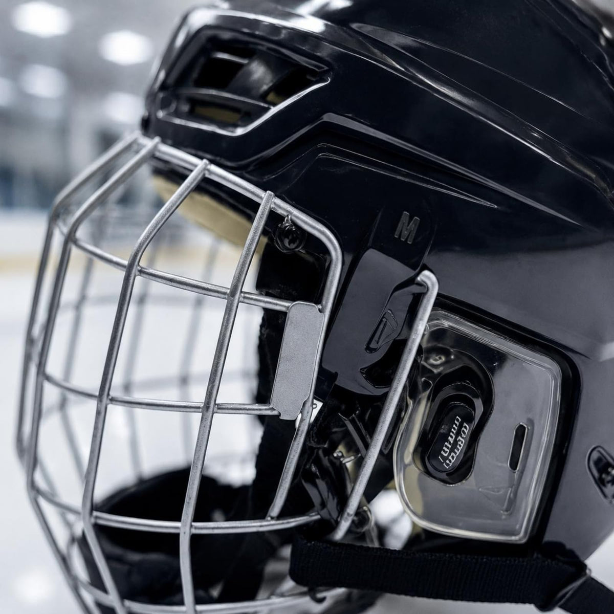 Gralara Ice Hockey Helmet Ventilated Hockey Helmet with Cage Comfort Padding Impact-Resistant Headgear