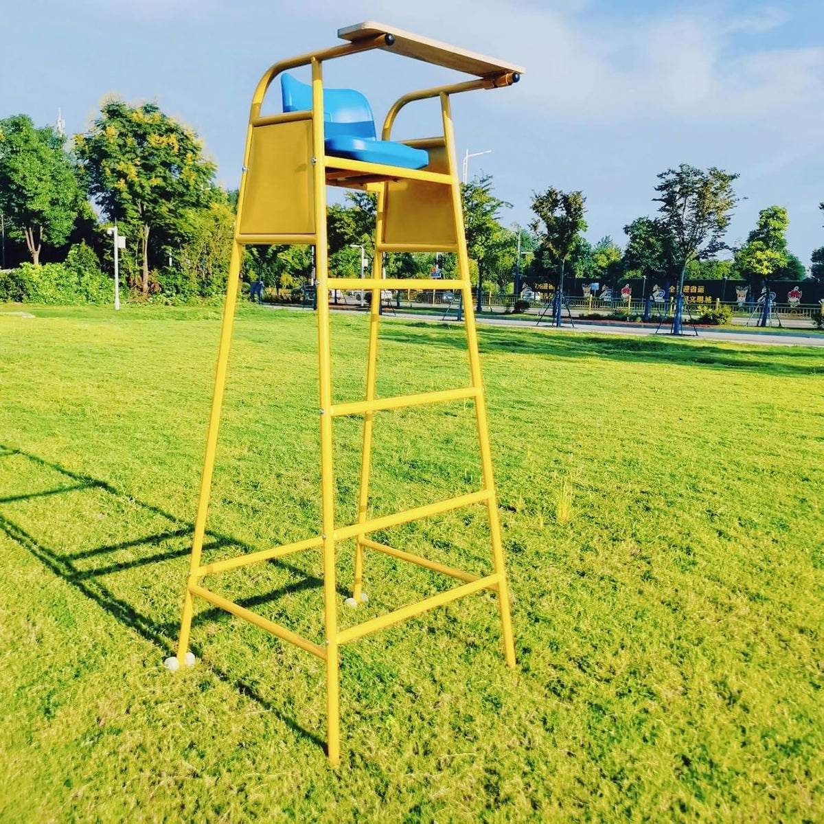Sports Official Seat Volleyball Referee Chair Umpire Stand Ladder Metal Frame Molded Seat Elevated Viewing Position with Side Panels Suitable for