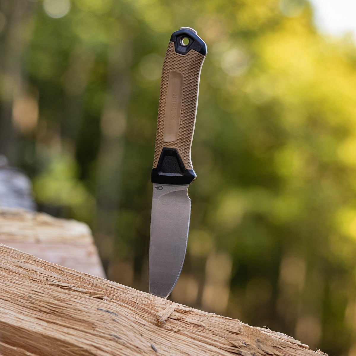 Gerber Gear StrongArm - Fixed Blade, Full Tang Knife - Camping Knife with Multiple Carry Options - Made in USA - Black, Serrated Edge
