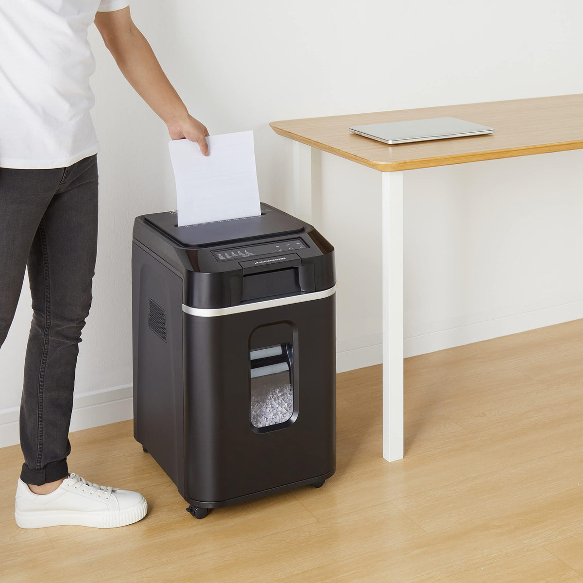 Amazon Basics 18 Sheet Cross Cut Paper, CD, and Credit Card Shredder with 6 Gallon Bin, 30 Minutes Continuous Run Time, Black