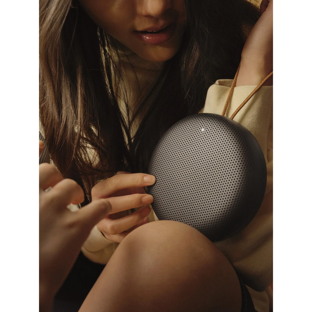 B&O BeoSizeound Portable Bluetooth Sizepeaker, Black Anthracite, A1 2nd Gen